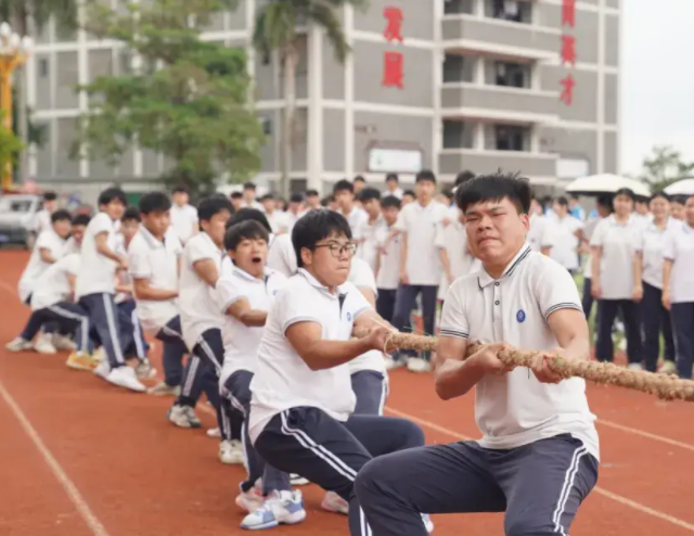 校展现校外课程与服务资源各方将通过课程案例拆解教育场景还原
