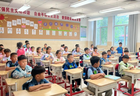 数字红利惠及城乡每一名学生为区域教育高质量展开注入强劲动能