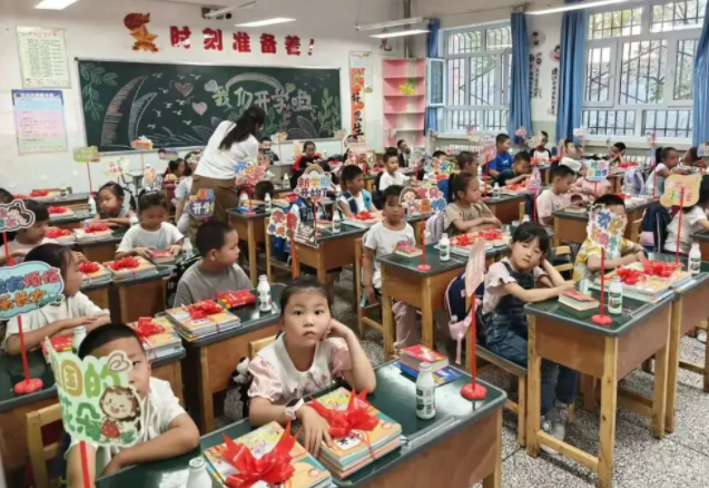 教育一体化建造不断推进到劳动教育有机融入青少年生长全过程